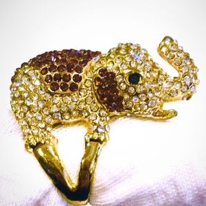 Express Pave Elephant 🐘 Cocktail Ring